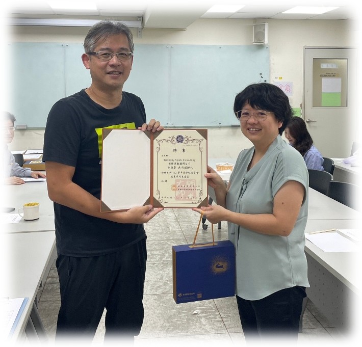 擔任本所課程委員會委員，協助本所課程與時俱進