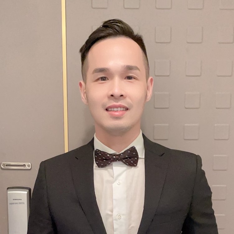 Distinguished ProfessorYung Liao