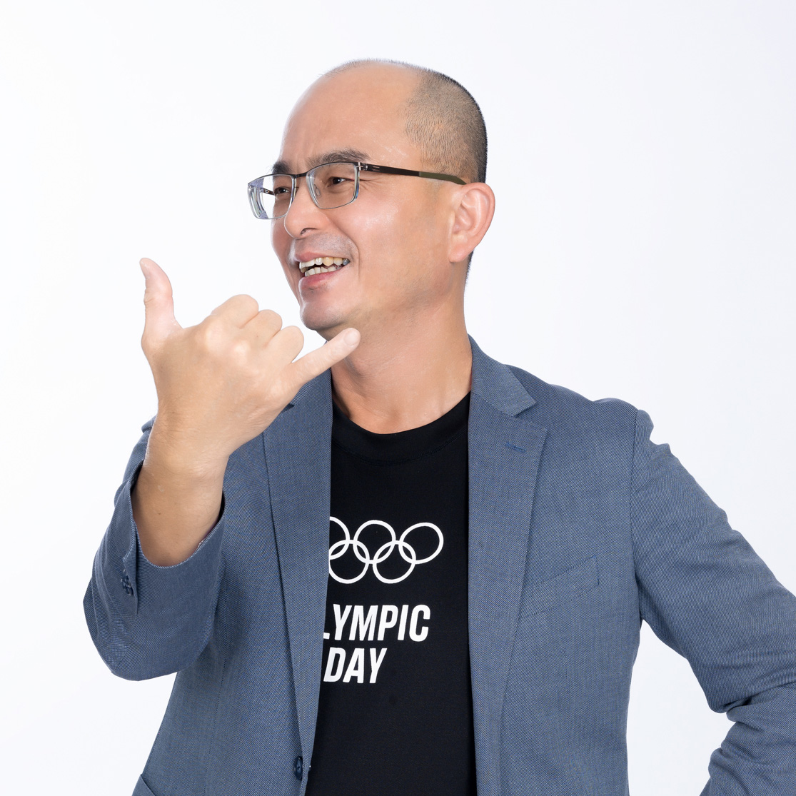 教授王國欽